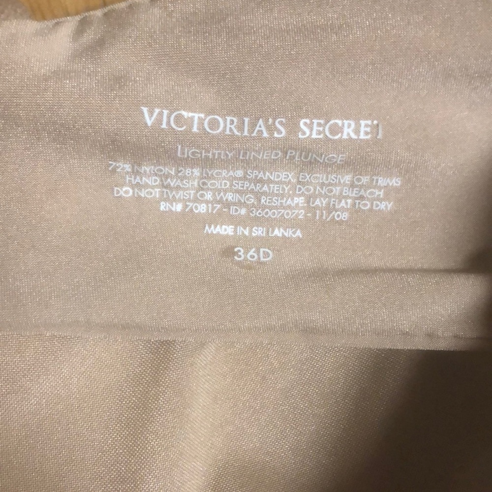 Bra never worn